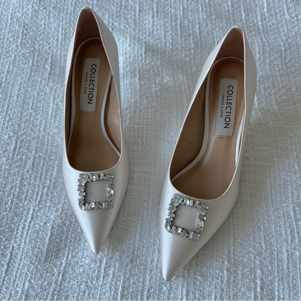 NEW Wedding Satin Gem-Embellished Pumps - Cream